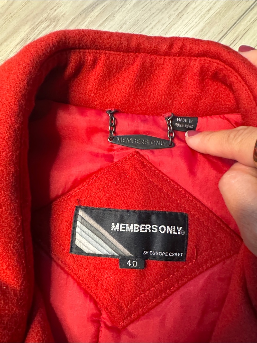 Vintage 80’s red bomber jacket - Picture 12 of 16